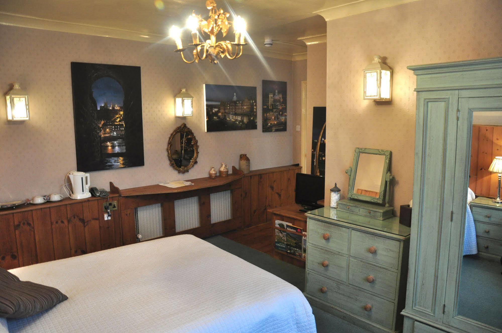 The Inn At Cheltenham Parade Harrogate Kültér fotó